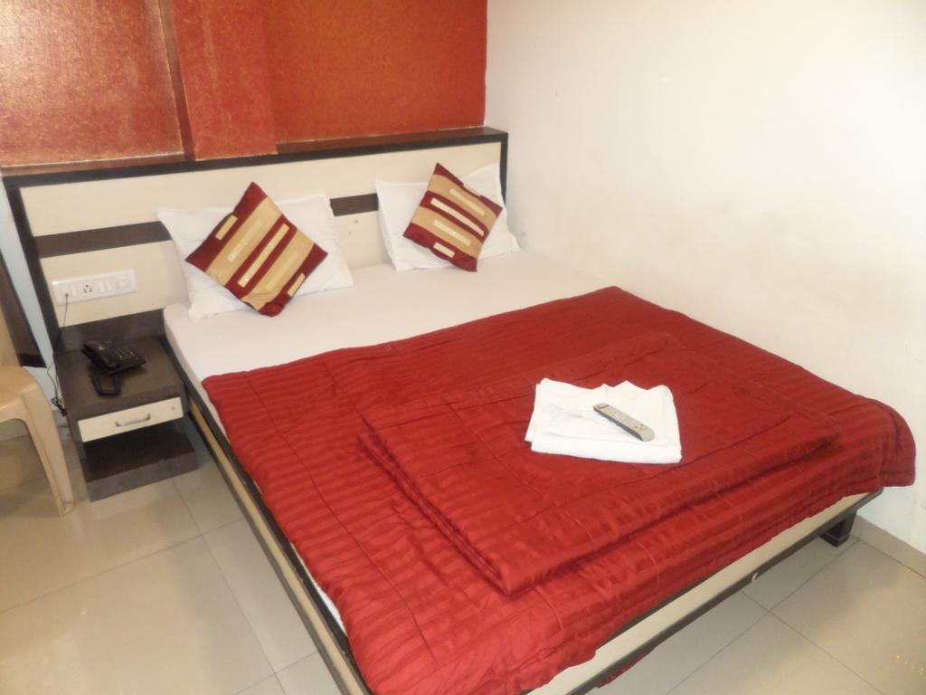 Hotel Minerva Residency Mumbai Oda fotoğraf